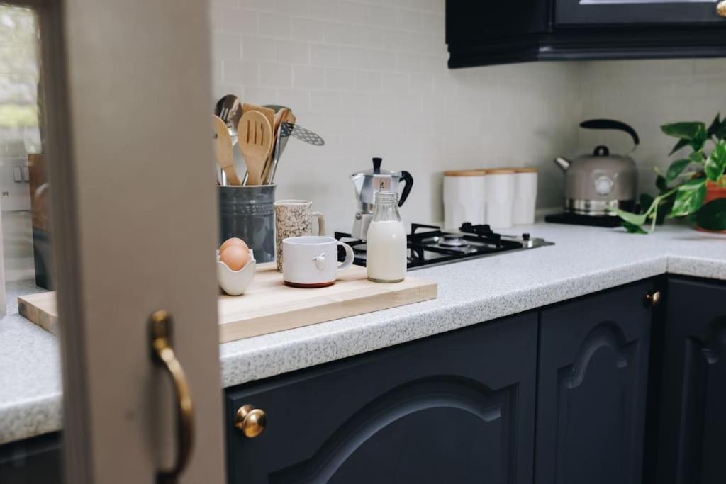 'The Studio' Designer, Seaside Cottage Crawfordsburn Buitenkant foto